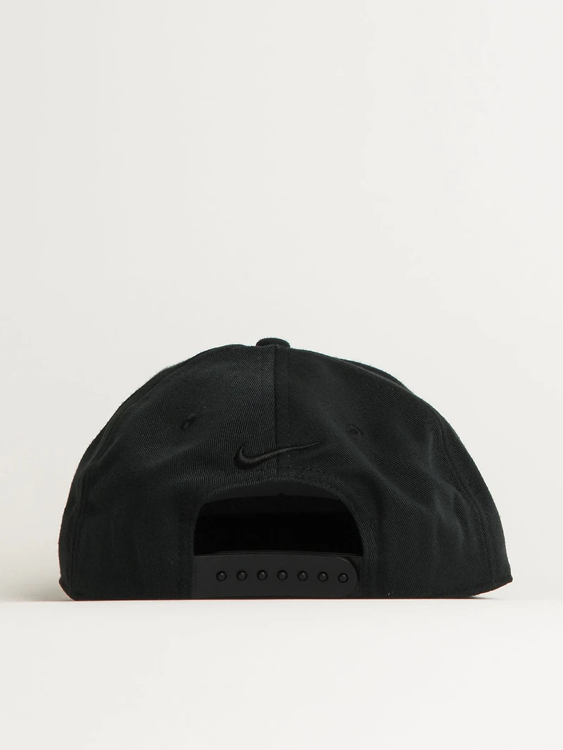 NIKE DRI-FIT STRUCTURED HAT