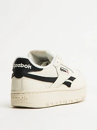 WOMENS REEBOK CLUB C DOUBLE REVENGE SNEAKER - CLEARANCE