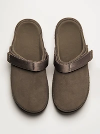 WOMENS UGG GOLDENSTAR CLOG - SMOKE PLUM