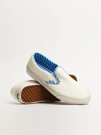 MENS VANS CLASSIC SLIP ON SNEAKER - CLEARANCE
