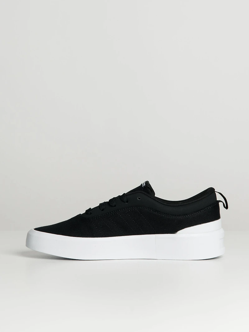 BASKETS ADIDAS FUTURE VULC POUR FEMMES - LIQUIDATION