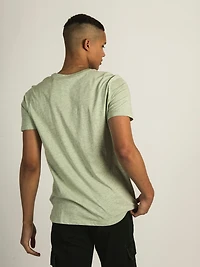 VICTOR CREWNECK TEE