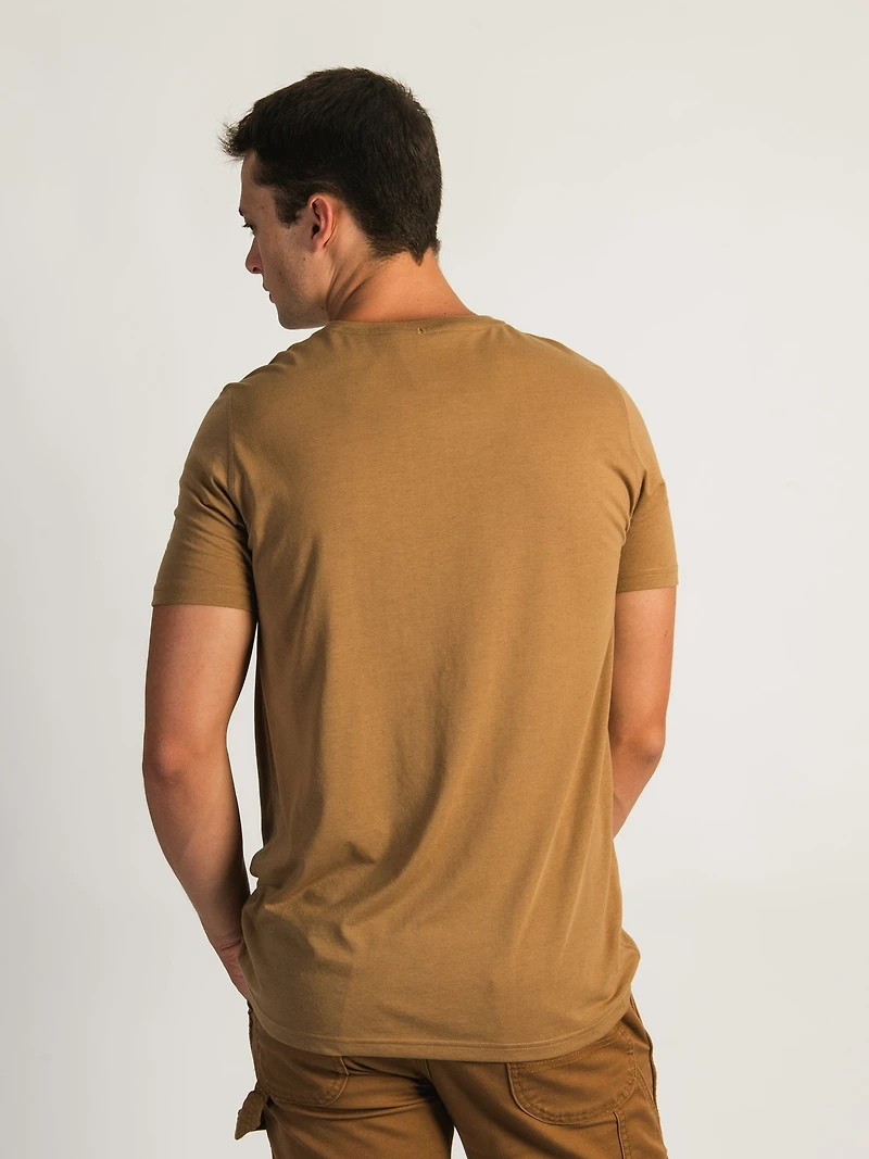 VICTOR V-NECK TEE - COFFEE CLEARANCE