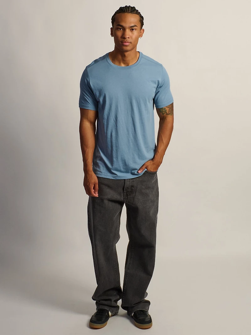 VICTOR CREWNECK - BLUE