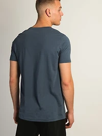 VICTOR CREWNECK TEE - POWDER BLUE
