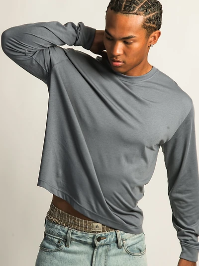 LONG SLEEVE TEE