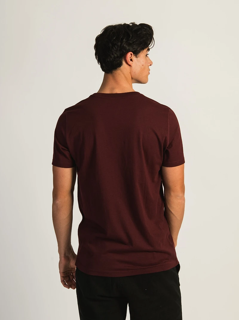 VICTOR CREWNECK TEE