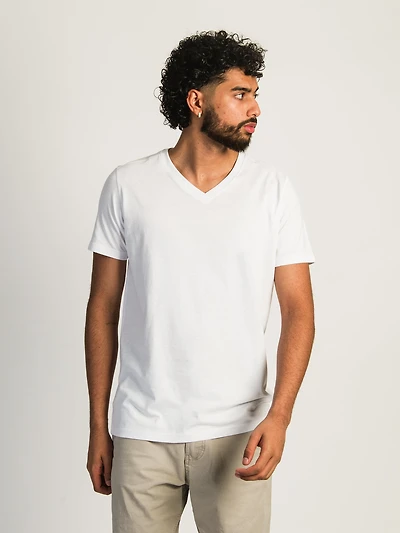T-SHIRT À COL EN V POUR HOMMES