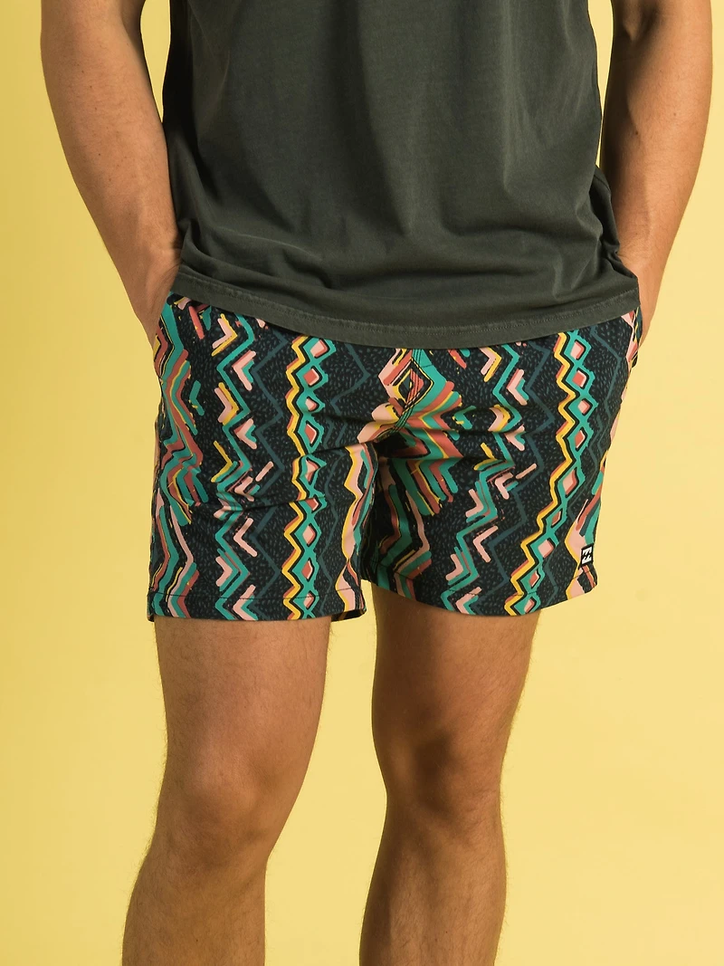 BILLABONG SUNDAYS LAYBACK 17" B-SHORT - CLEARANCE
