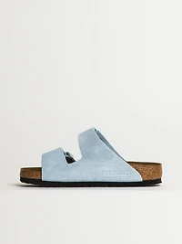 SANDALES BIRKENSTOCK ARIZONA EN DAIM POUR FEMMES - BABY BLUE