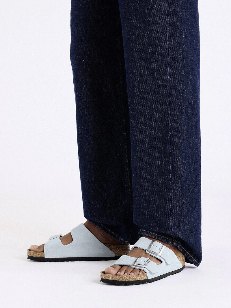 SANDALES BIRKENSTOCK ARIZONA EN DAIM POUR FEMMES - BABY BLUE