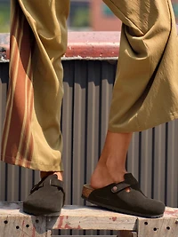 WOMENS BIRKENSTOCK BOSTON CLOG - MOCHA