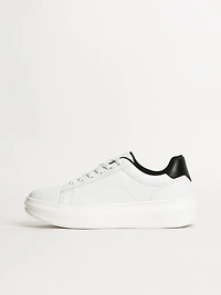 SNEAKER FREDDIE