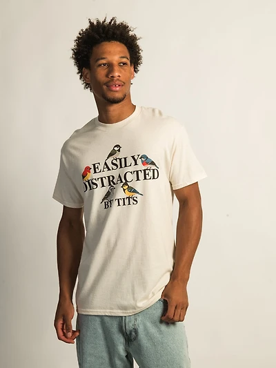 EASILY DISTRACTED TEE