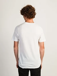 BARSTOOL SPORTS SPITTIN CHICLETS FAST PUCK T-SHIRT