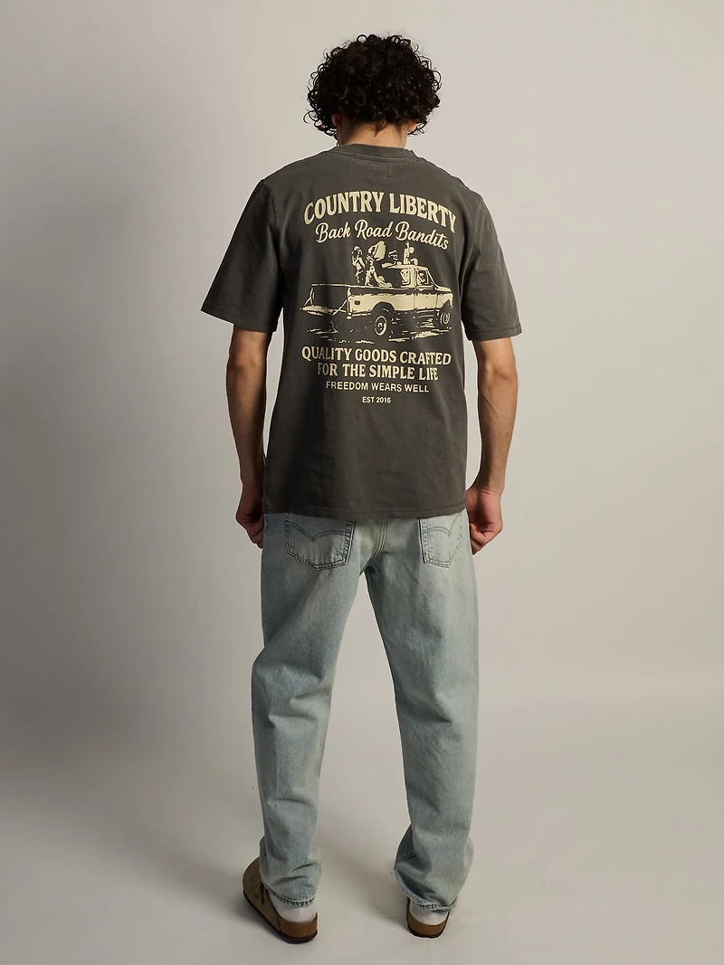 COUNTRY LIBERTY BACK ROAD BANDITS T-SHIRT