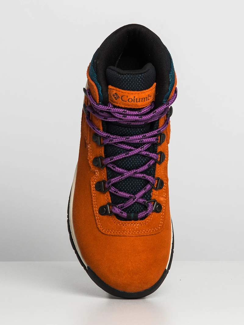 WOMENS COLUMBIA NEWTON RIDGE PLUS WATERPROOF AMPED BOOT - CLEARANCE