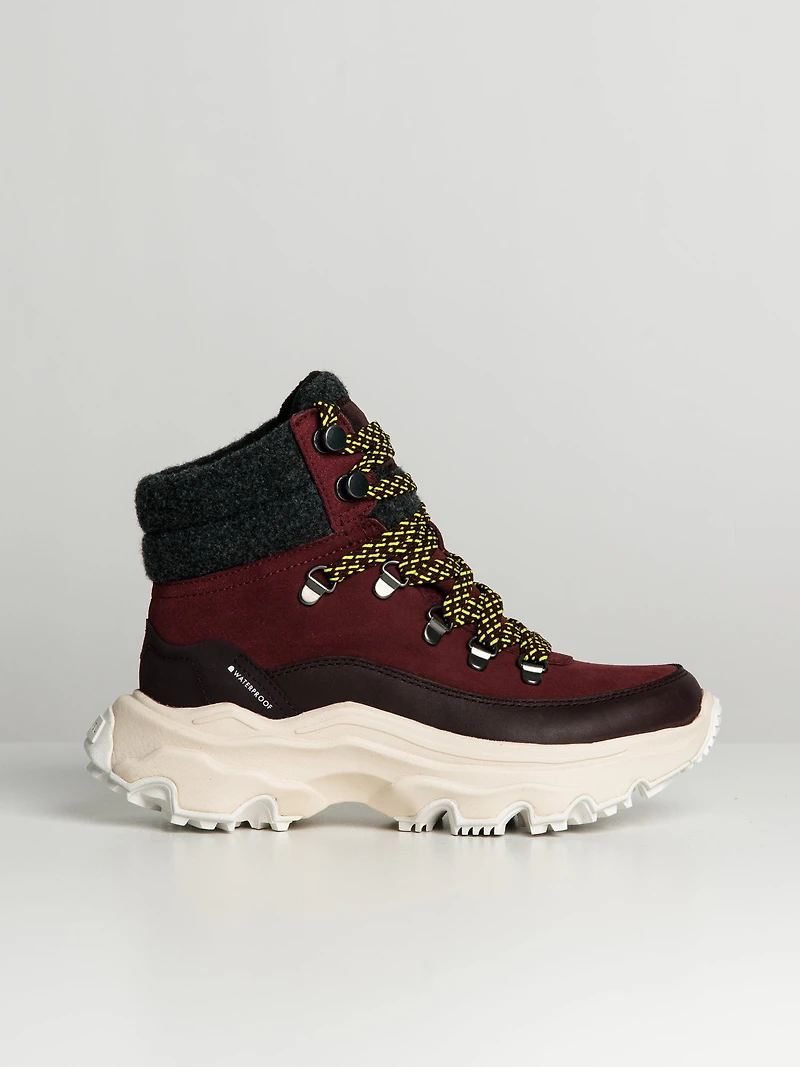 WOMENS SOREL KINETIC BREAKTHRU CONQUEST WATER PROOF - CLEARANCE