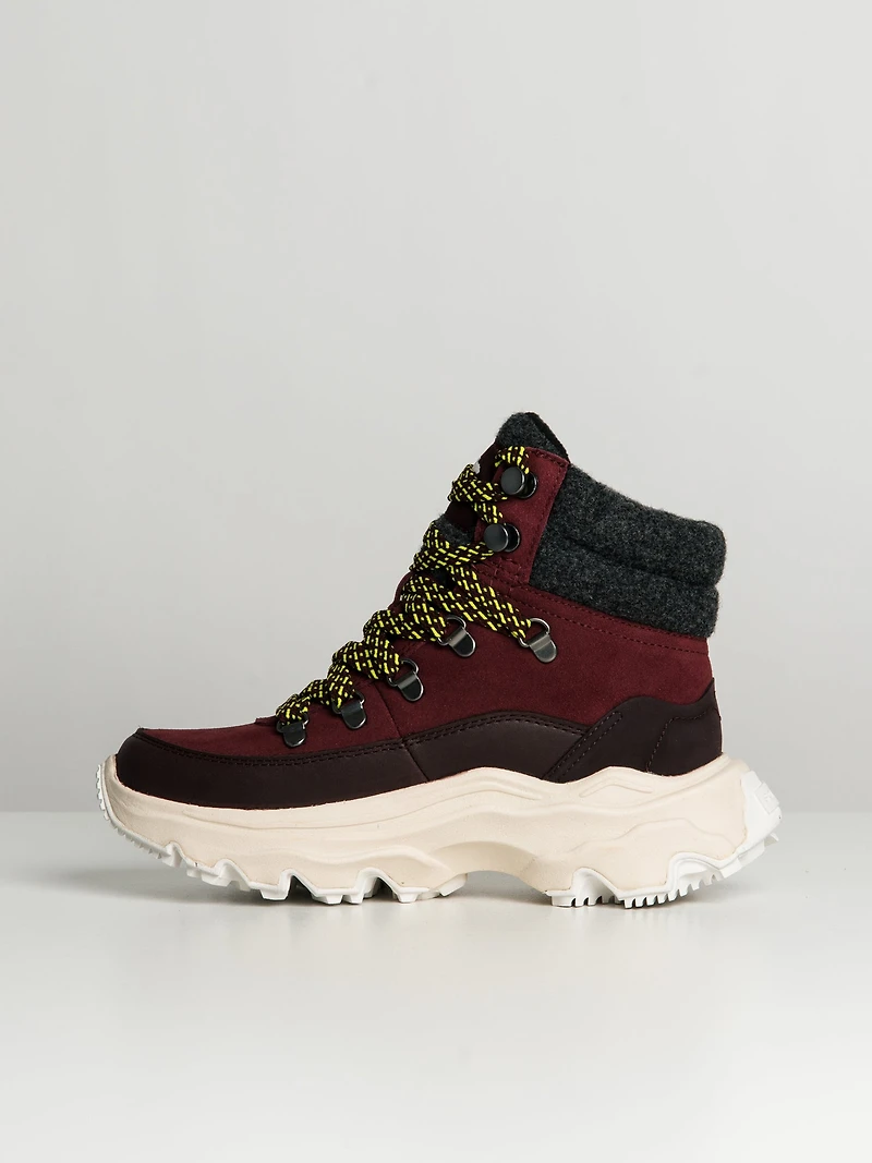 WOMENS SOREL KINETIC BREAKTHRU CONQUEST WATER PROOF - CLEARANCE