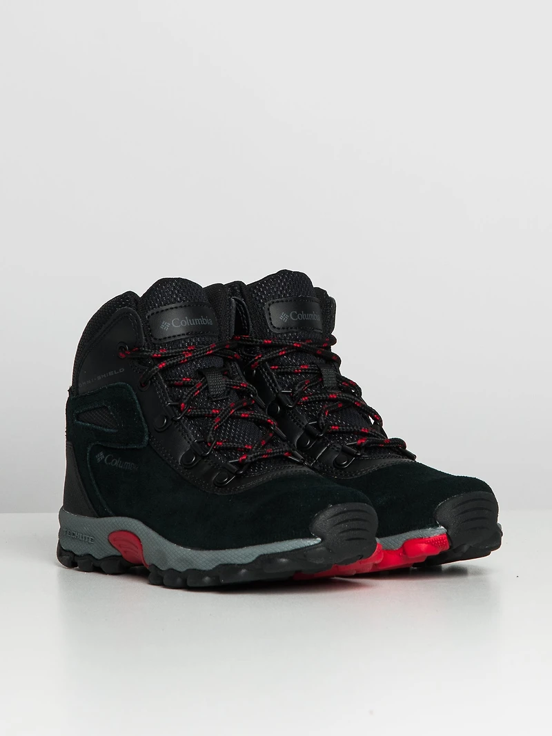 KIDS COLUMBIA YOUTH NEWTON RIDGE AMPED BOOT - CLEARANCE