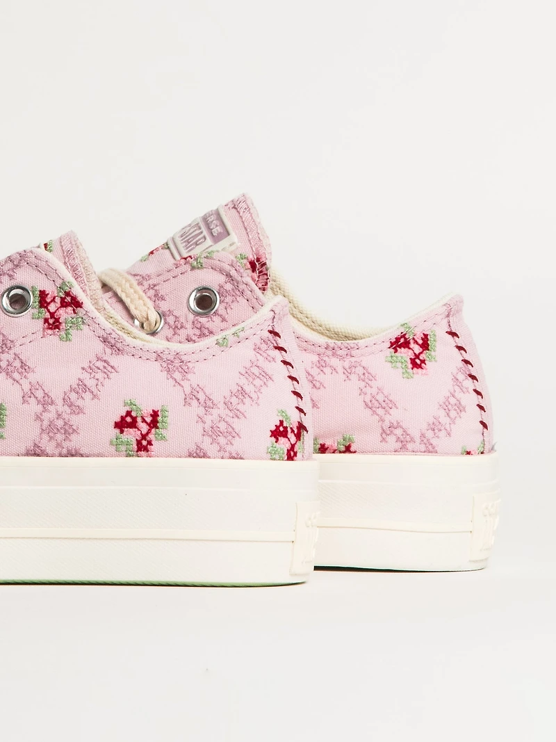 WOMENS CONVERSE CHUCK TAYLOR ALL-STARS LIFT OX SNEAKER