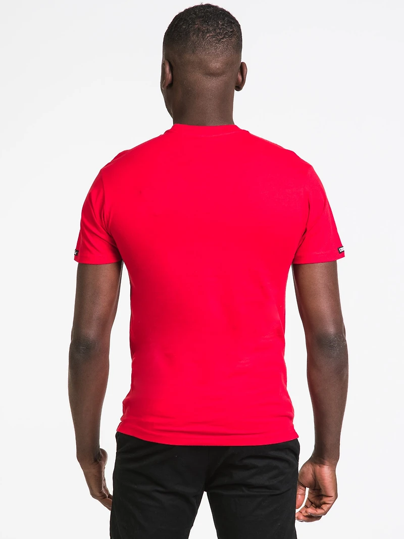 LES HOMMES N'ONT PAS DE TELS T-SHIRTS