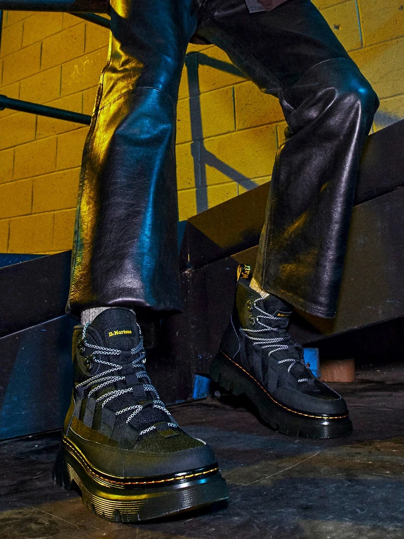 DR MARTENS BOURY EXTRA TOUGH 50/50 BOOT - CLEARANCE
