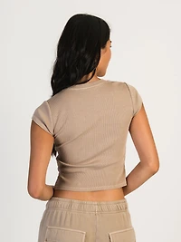 HARLOW RIBBED SHORT SLEEVE BABY TEE - MOCHA CLEARANCE