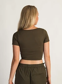HARLOW SQUARE NECK SEAMLESS T-SHIRT - GREEN CLEARANCE