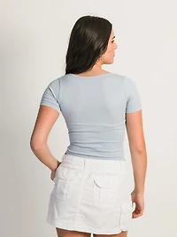 T-shirt sans couture à col carré HARLOW - BLEU BÉBÉ LIQUIDATION