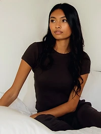 HARLOW ESSENTIAL RIBBED BABY TEE