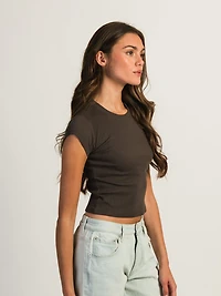 HARLOW ESSENTIAL RIBBED BABY TEE