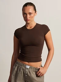 HARLOW GIA TEE - BROWN