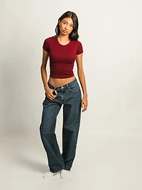 HARLOW RIBBED SEAMLESS TEE - BURGUNDY