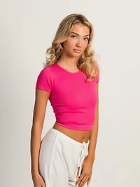 HARLOW RIBBED SEAMLESS TEE - NEON PINK