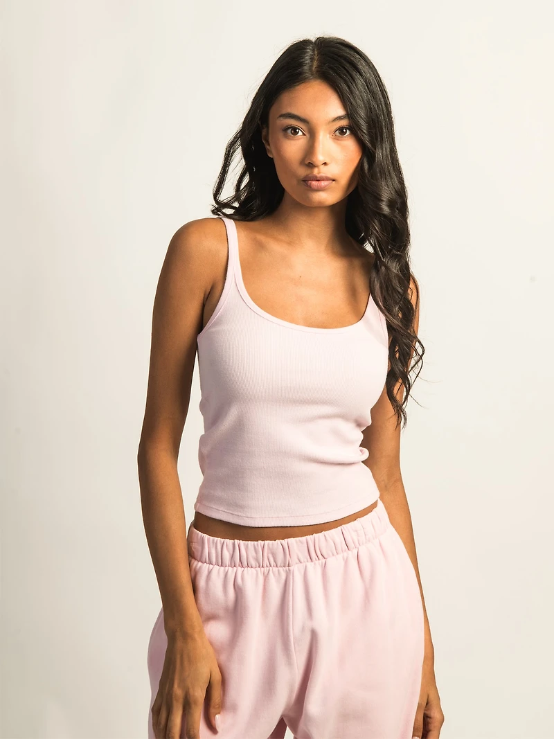 HARLOW ESSENTIAL RIBBED TANK TOP - LIGHT PINK