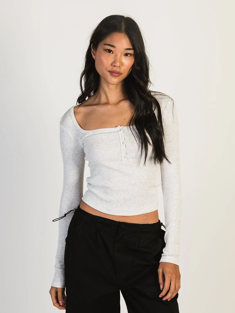 HARLOW DAPHNE LONG SLEEVE MELANGE HENLEY - CLOUD CLEARANCE