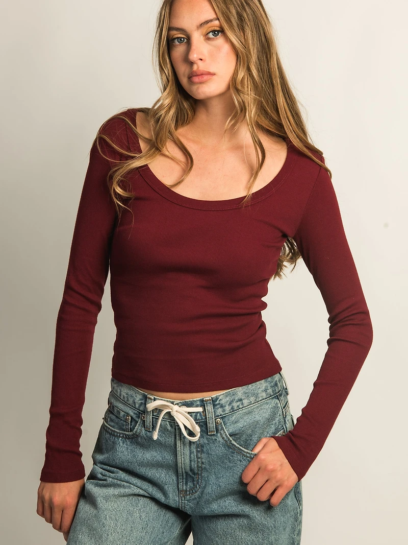 T-SHIRT ENCOLURE DÉGAGÉE HARLOW ESSENTIAL À MANCHES LONGUES -BORDEAUX