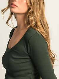 HARLOW ESSENTIAL LONG SLEEVE SCOOP NECK - FOREST