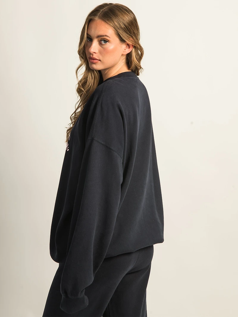 HARLOW MICHELLE CREWNECK