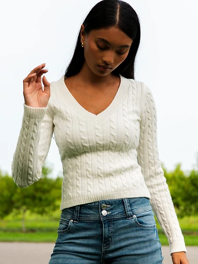 HARLOW PAIGE V - NECK SWEATER OFF WHITE