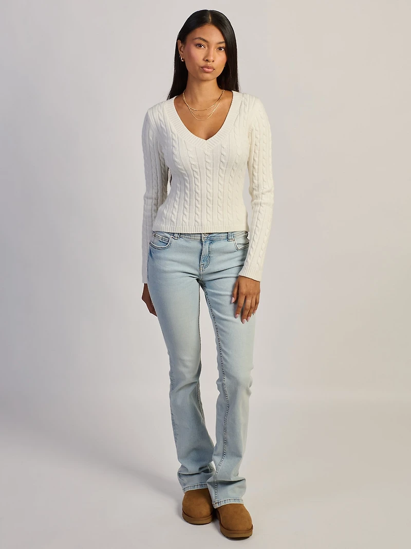 HARLOW PAIGE V - NECK SWEATER OFF WHITE