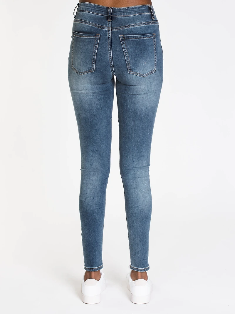 WOMENS HI-RISE SKINNY DENIM - MID CLEARANCE