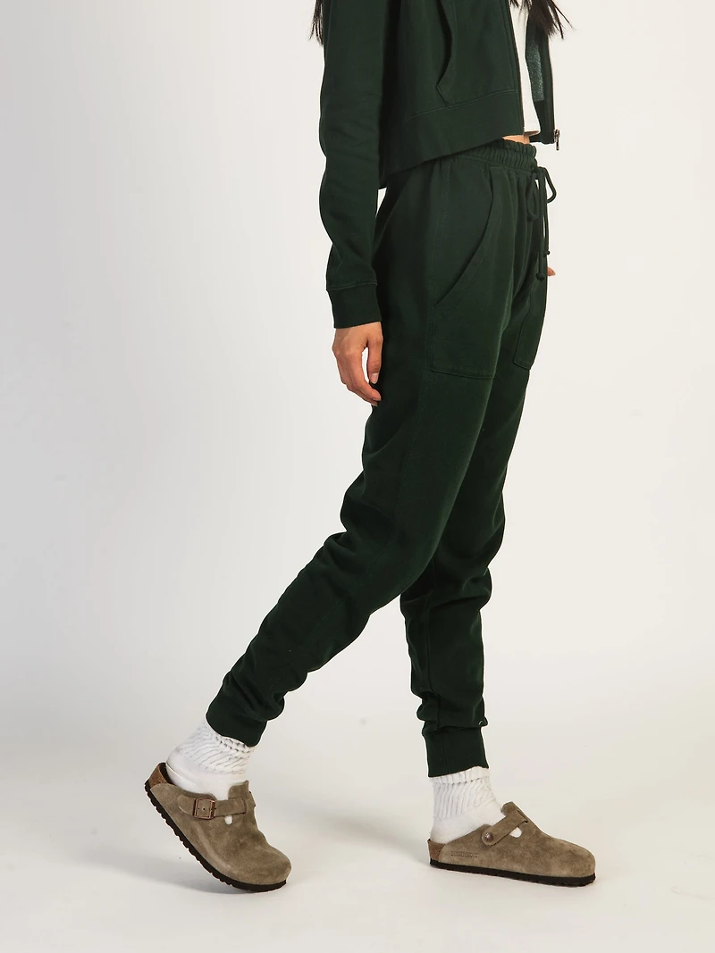 HARLOW HIGH RISE FLEECE JOGGER - FOREST CLEARANCE