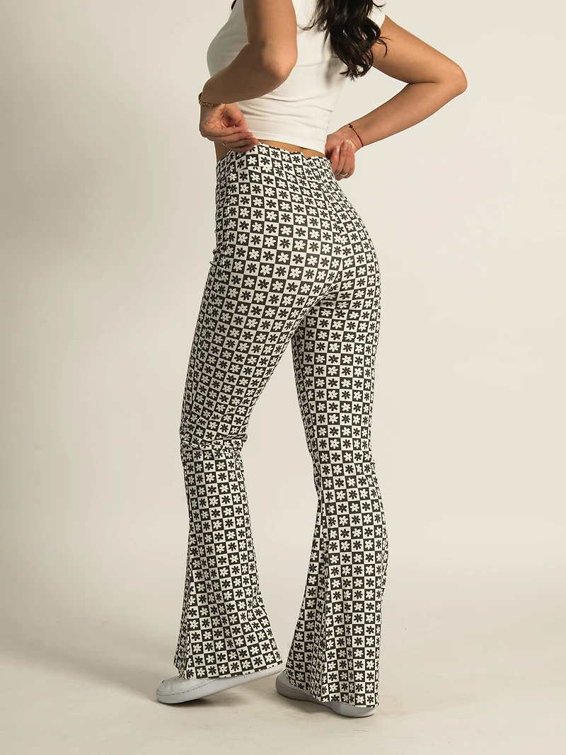 HARLOW HIGHRISE PRINT FLARE PANT - CLEARANCE