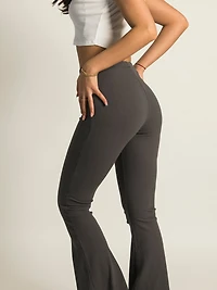 HARLOW RIBBED FLARE PANT