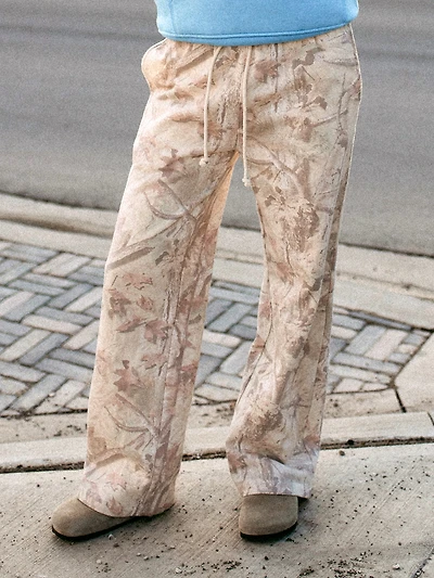 HARLOW STELLA STRAIGHT LEG CAMO SWEATPANTS