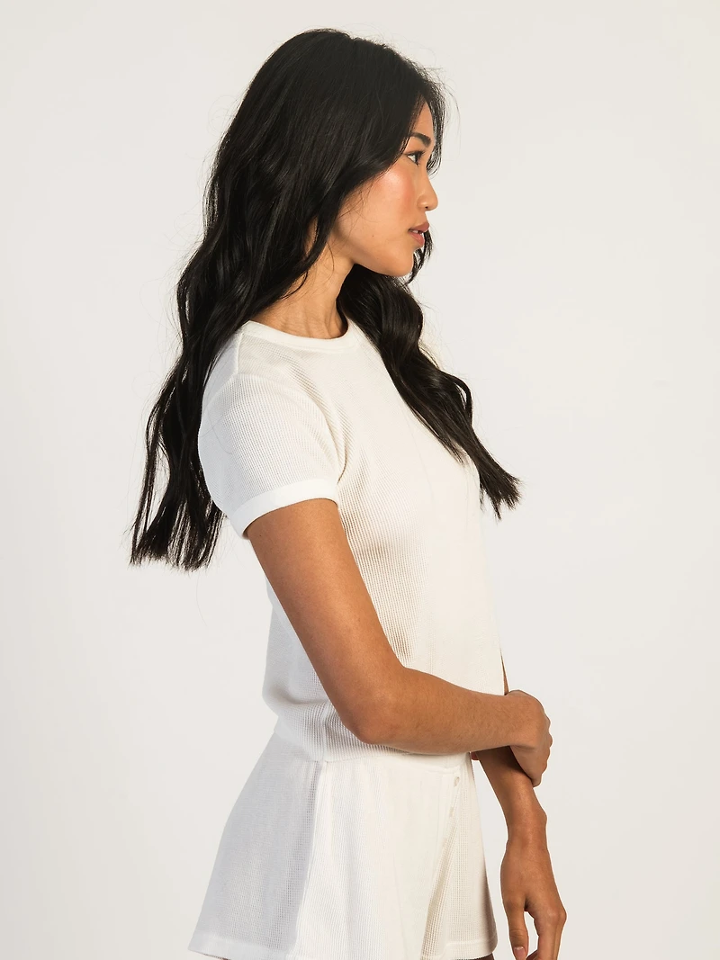 HARLOW ALLIE WAFFLE T-SHIRT - CREAM CLEARANCE