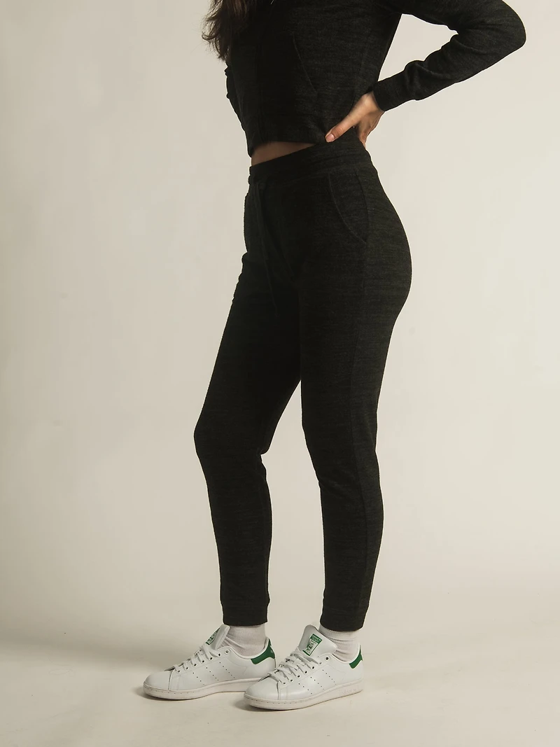 HARLOW OLIVE PLUSH JOGGER - CLEARANCE