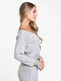VIVENNE V-NECK - CLEARANCE